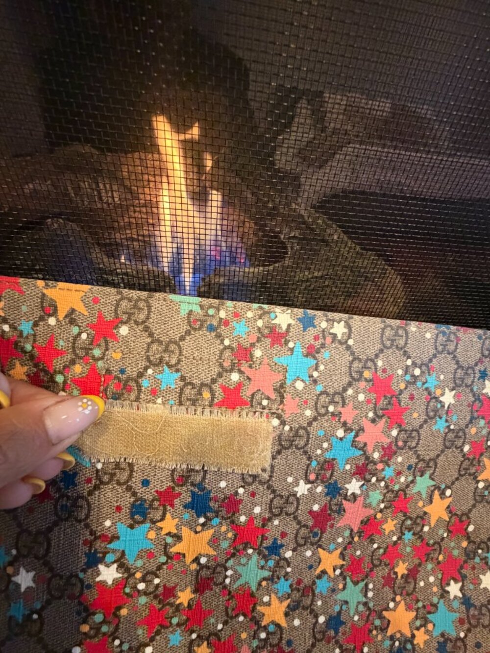 Gucci GG Supreme Star Print Diaper Bag / Messenger Bag - Picture 4 of 12